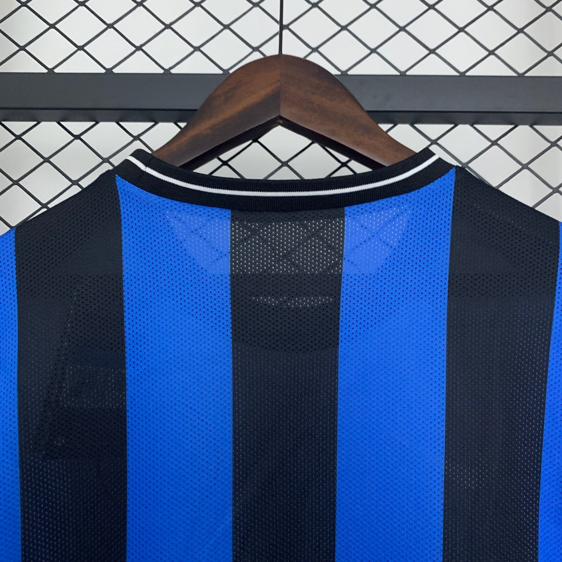 Inter Milan Retro 09/10 Home Jersey - Long Sleeve