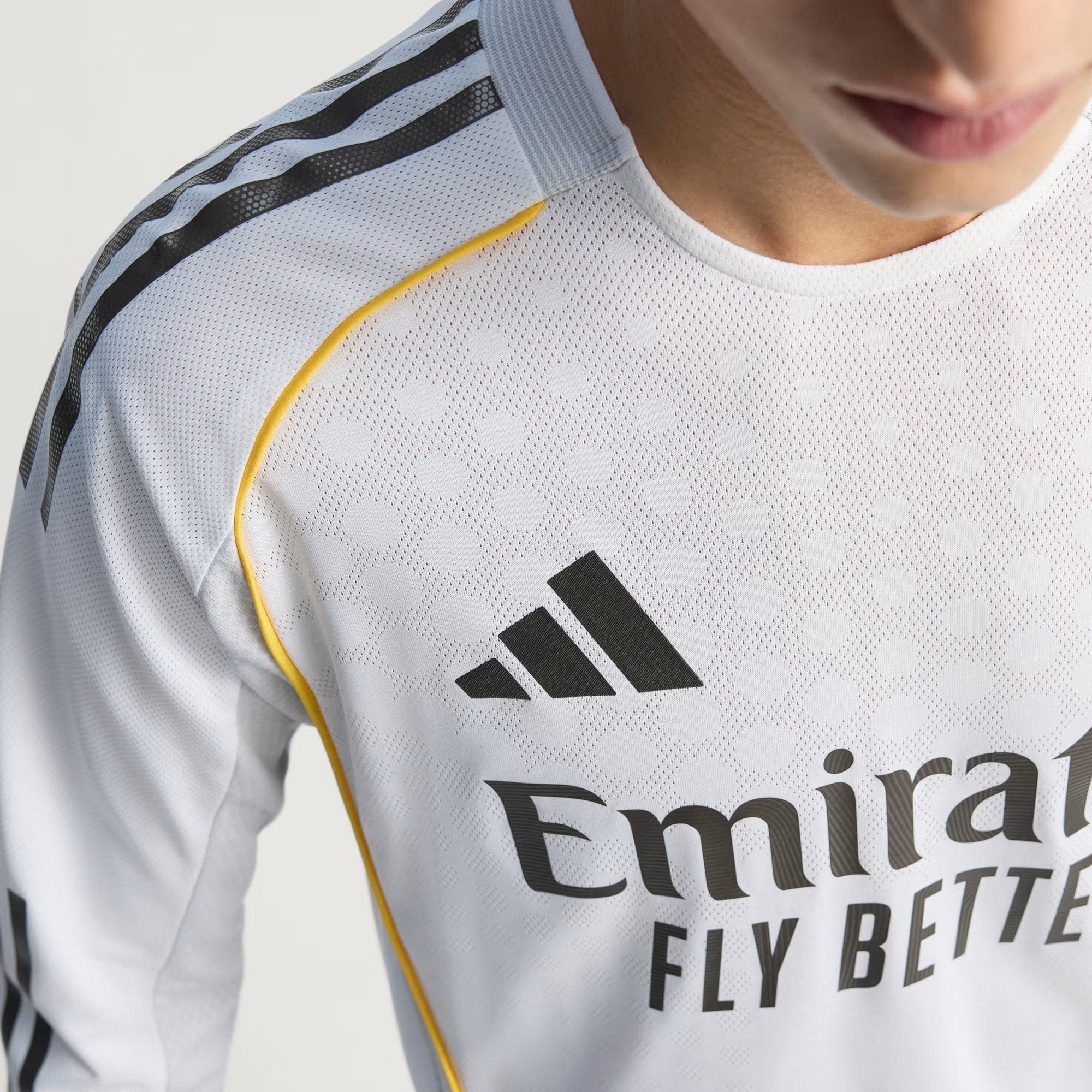 Real Madrid Home Long Sleeve Player Jersey 25/26